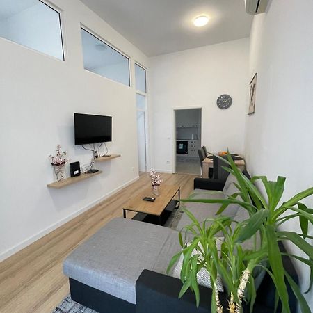 Two Bedroom Apartment N สปลิท ภายนอก รูปภาพ