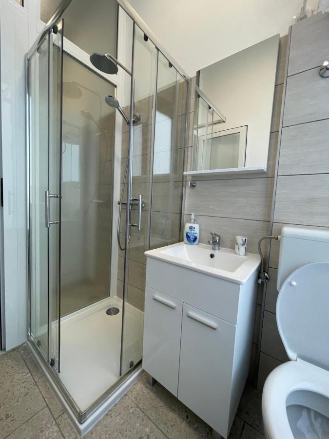 Two Bedroom Apartment N สปลิท ภายนอก รูปภาพ