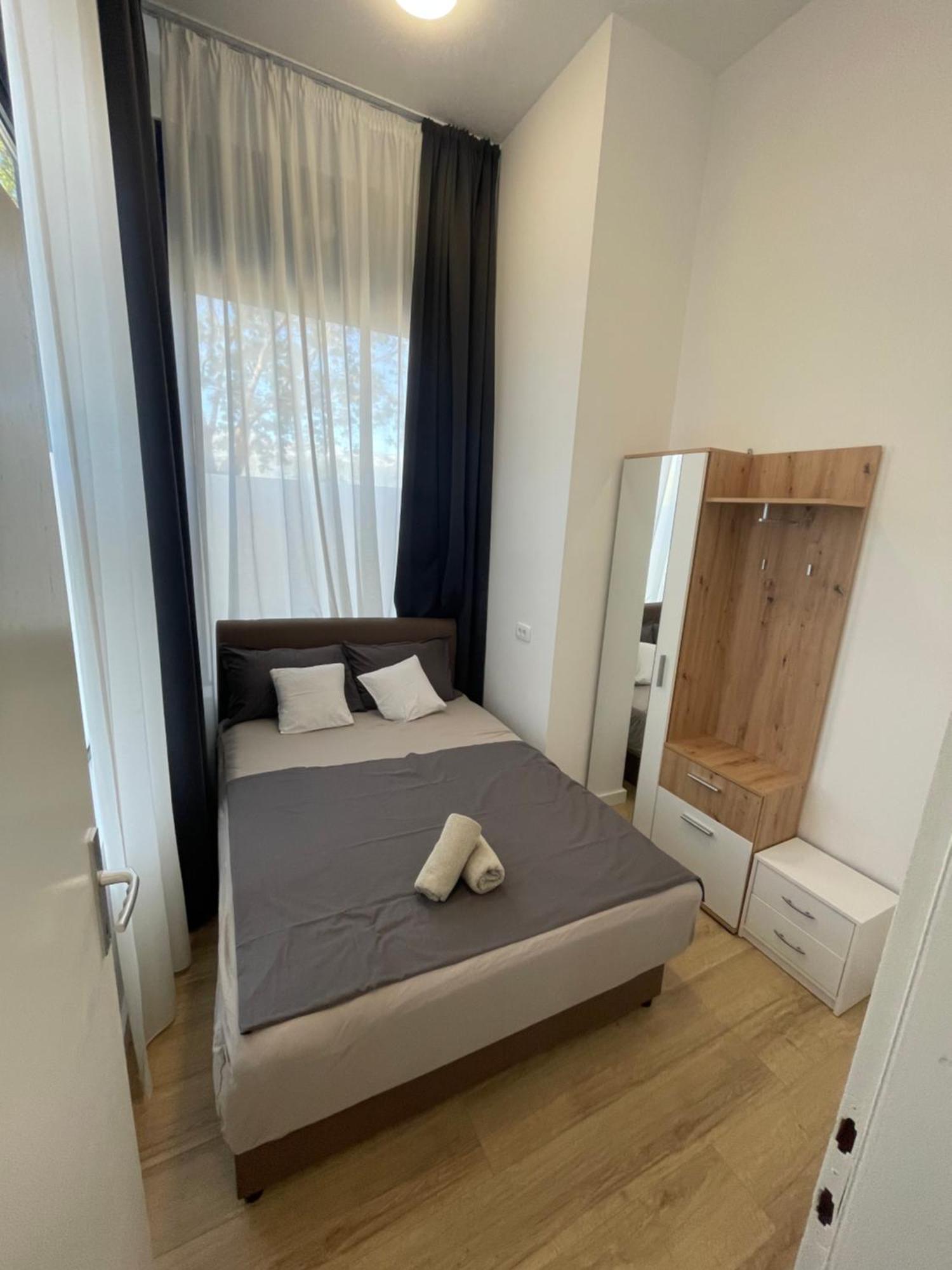 Two Bedroom Apartment N สปลิท ภายนอก รูปภาพ