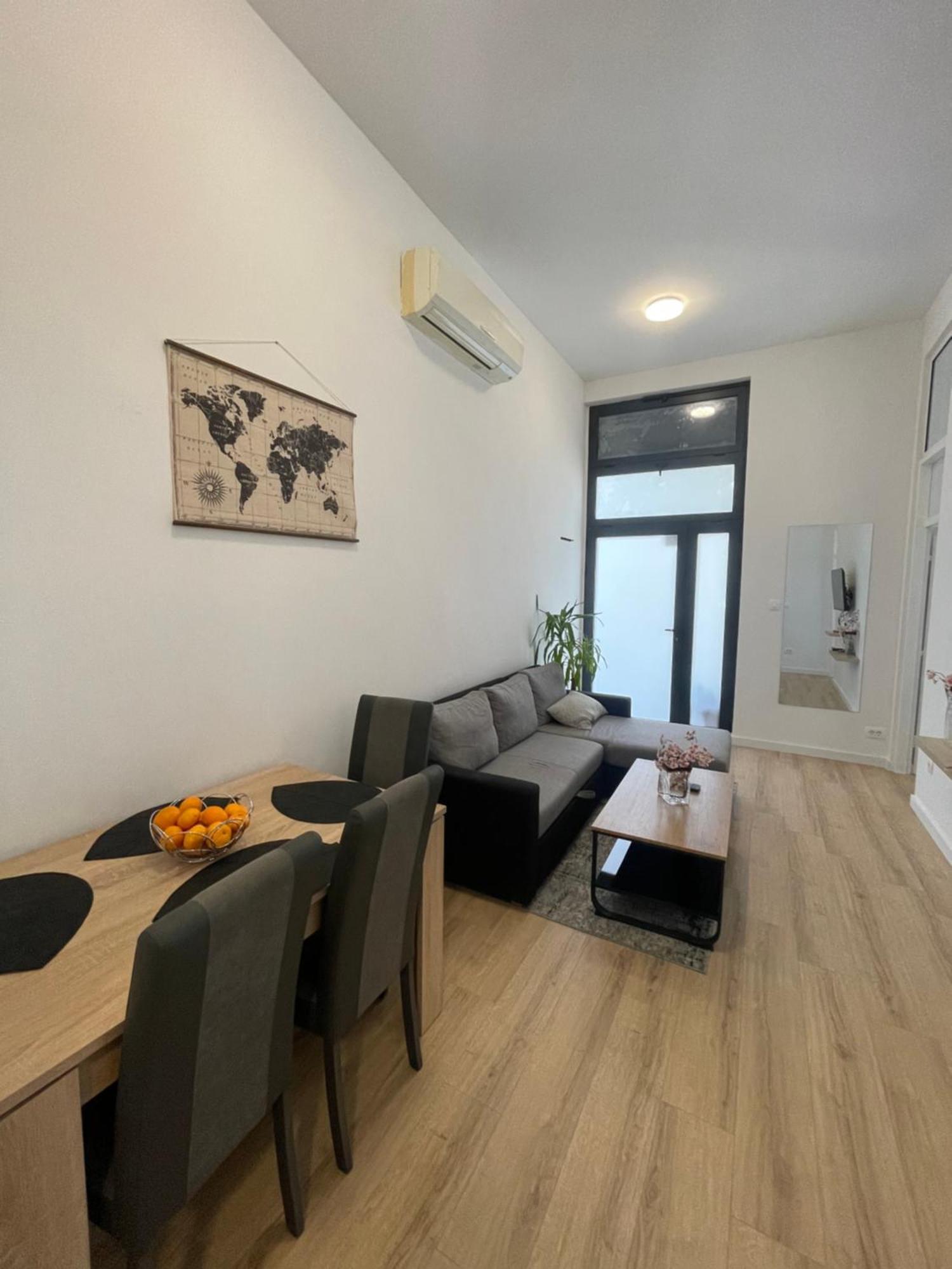 Two Bedroom Apartment N สปลิท ภายนอก รูปภาพ