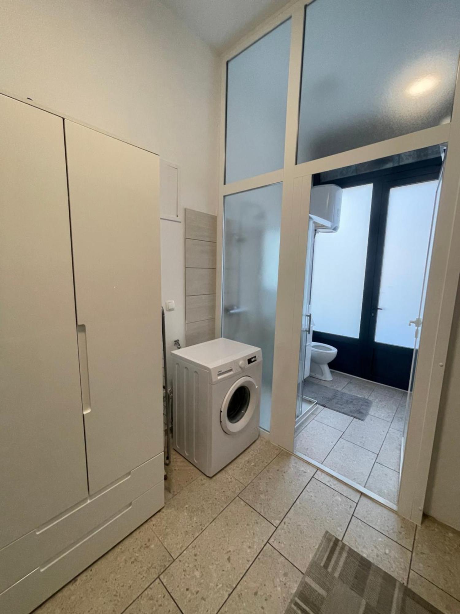 Two Bedroom Apartment N สปลิท ภายนอก รูปภาพ